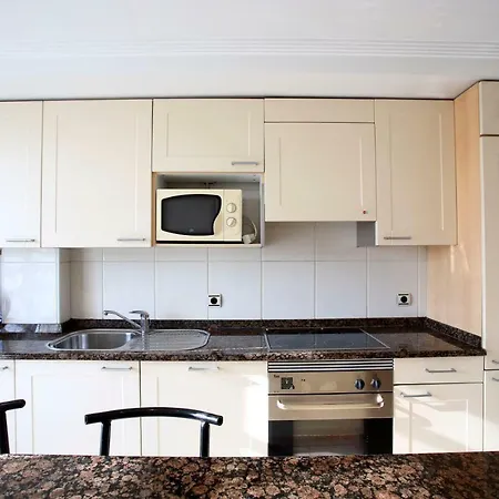 Labreder - Basquenjoy Apartment Hondarribia